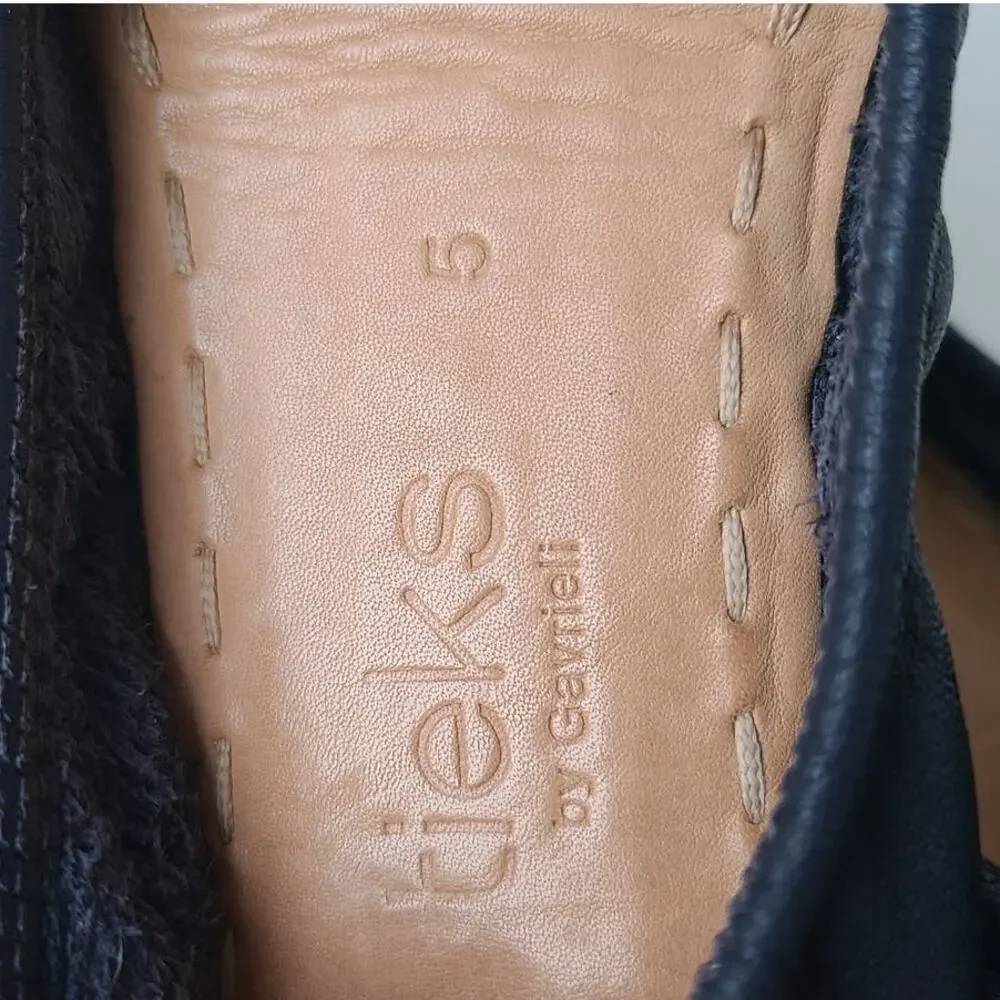 Tieks by Gavrieli California Navy Blue Leather Ballet Flats Foldable Womens Sz 5